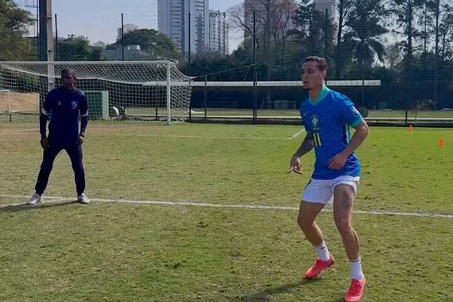 曝尤文提价至1700万求购桑乔！安东尼愿不要补偿回贝蒂斯，曼联同意降价