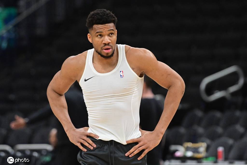 生气原因?字母哥出战不满41场 让他损失了巨额奖金